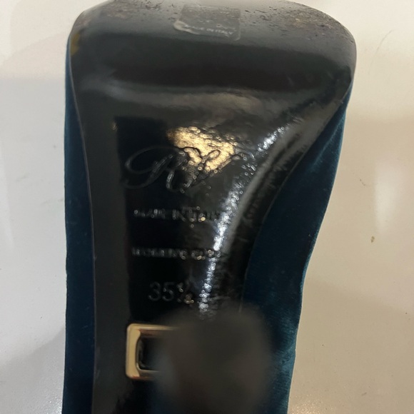 Roger Vivier Velvet peep toe pumps 35.5 - Picture 3 of 8